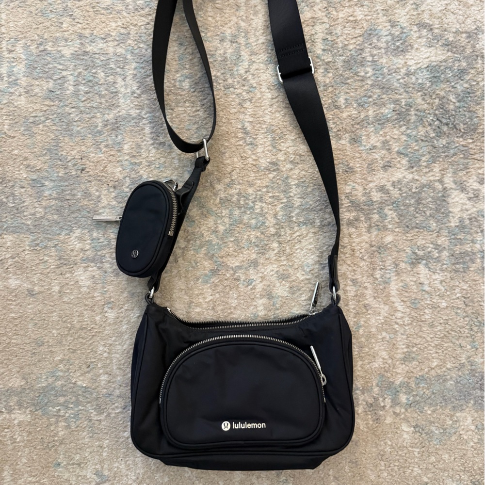 lululemon athletica Black Belt Bag